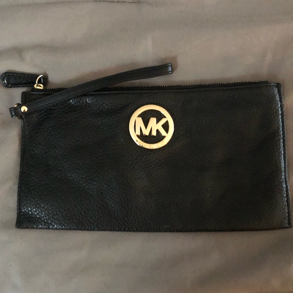 Michael Kors wristlet